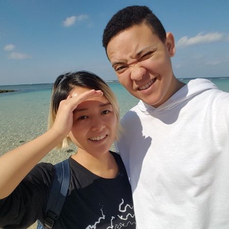 Kiki and Lex enjoying their romantic time on the beach
